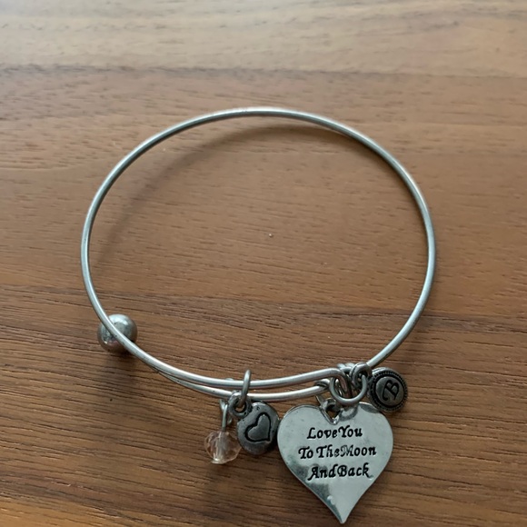 WindandFire 7 stackable silver metal charm bracelets. All different. EUC. - Picture 8 of 9